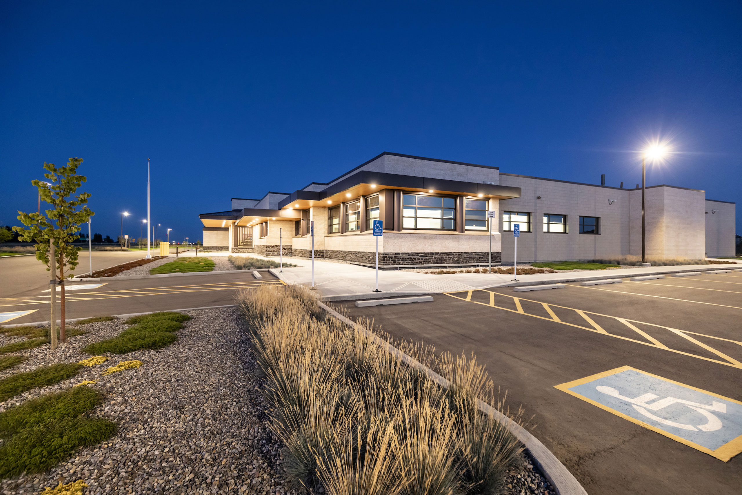Government of Canada Building, Coaldale
