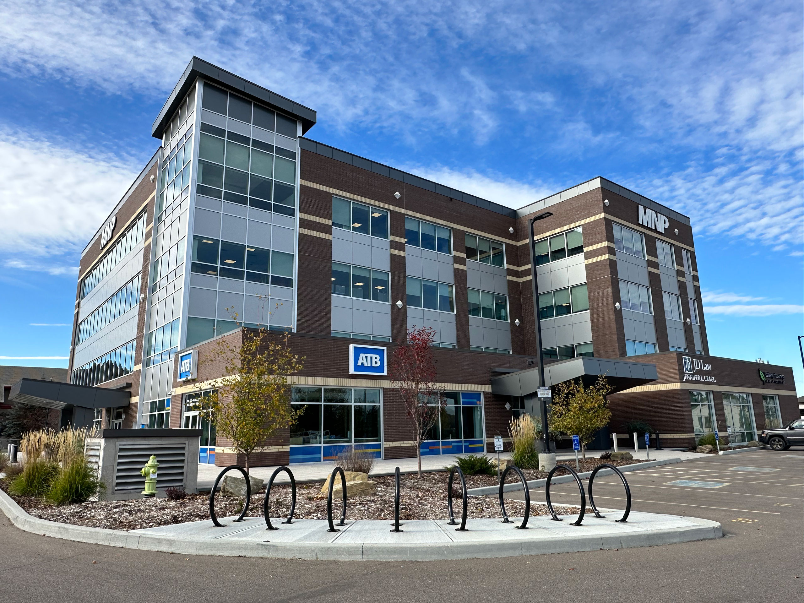 4311 Commercial Centre